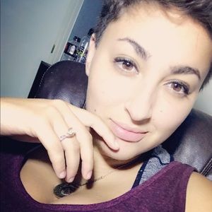 Meet your Posher, Samantha